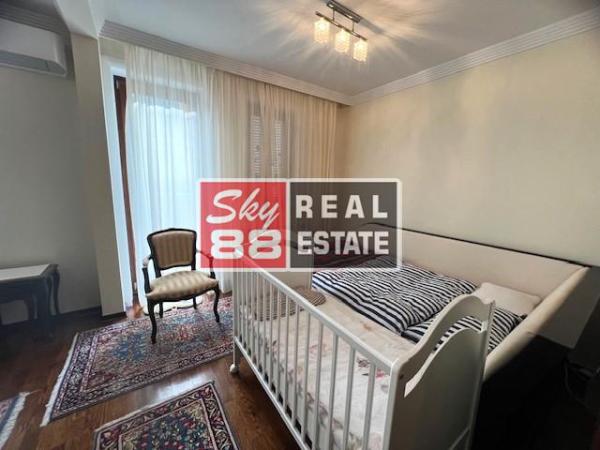 Slika 10 - Diane Budisavljević,  Kuća na prodaju, 288m2, 850.000€