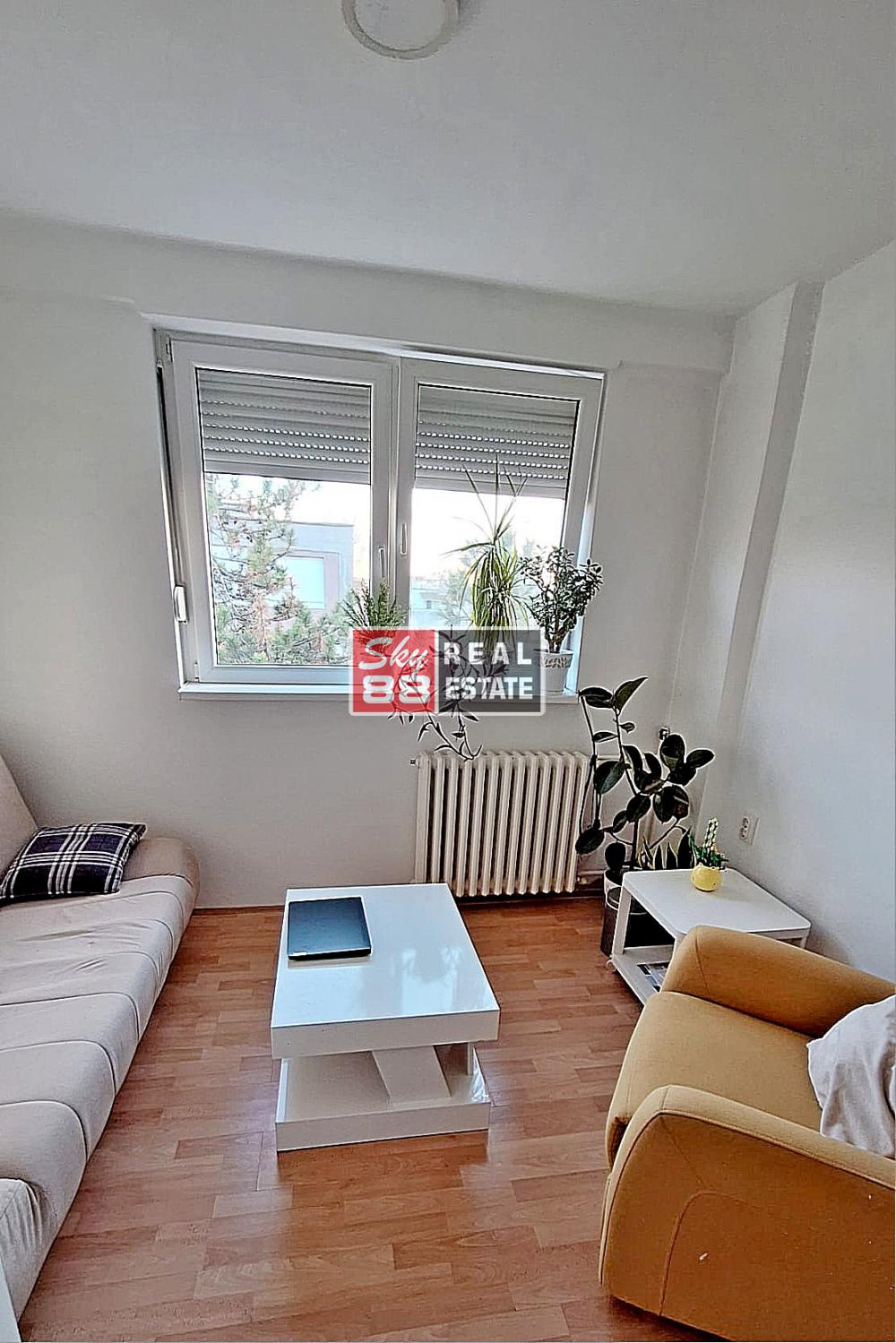 Slika 2 - Mite Rakića, Trosoban stan na prodaju, 58m2, 185.000€