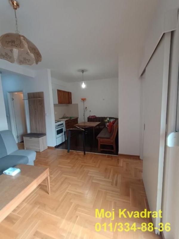 Slika 2 - Jednoiposoban stan za izdavanje, 32m2, 400€