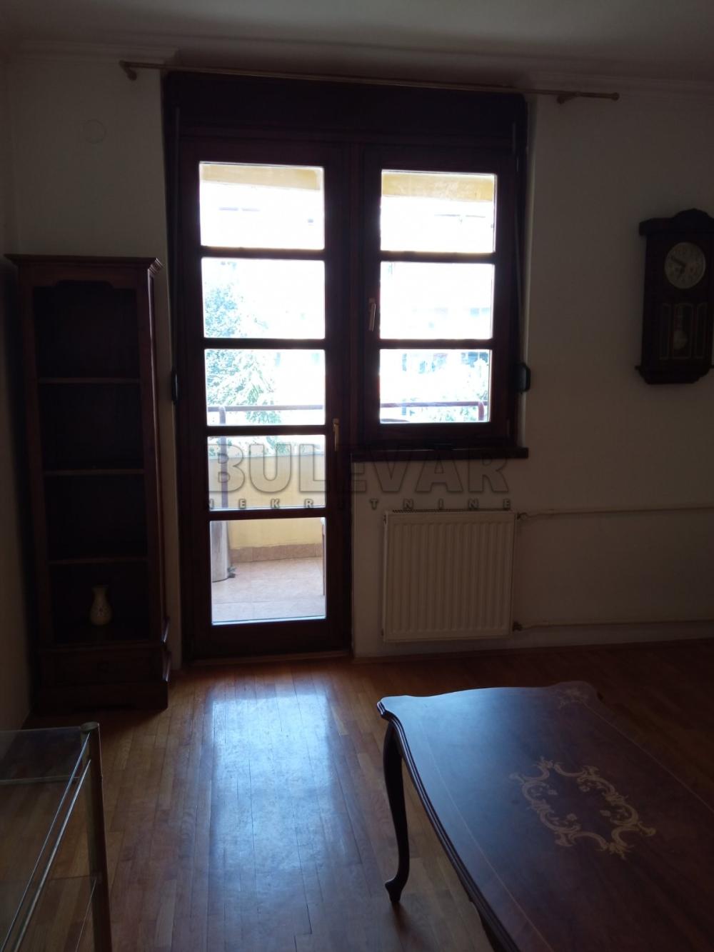 Slika 3 - Trg učitelja Tase, Dvosoban stan za izdavanje, 62m2, 300€