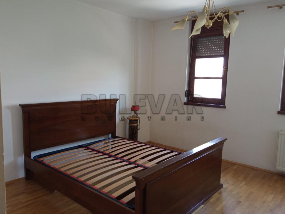 Slika 5 - Trg učitelja Tase, Dvosoban stan za izdavanje, 62m2, 300€