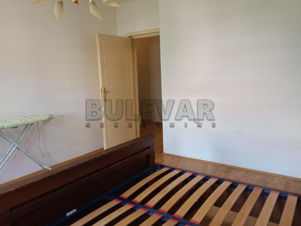 Slika 6 - Trg učitelja Tase, Dvosoban stan za izdavanje, 62m2, 300€