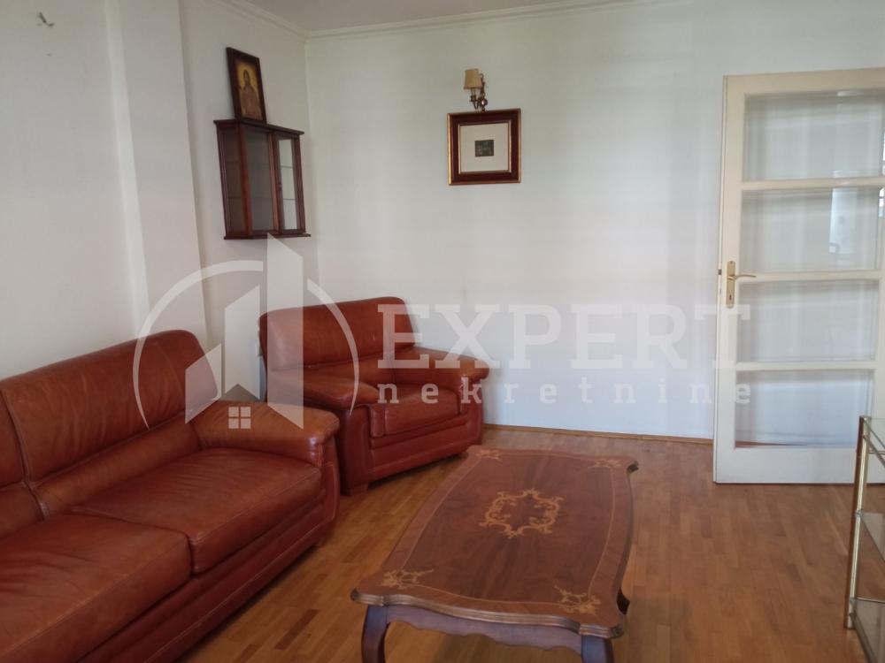 Slika 2 - Trg učitelja Tase, Dvosoban stan za izdavanje, 62m2, 300€