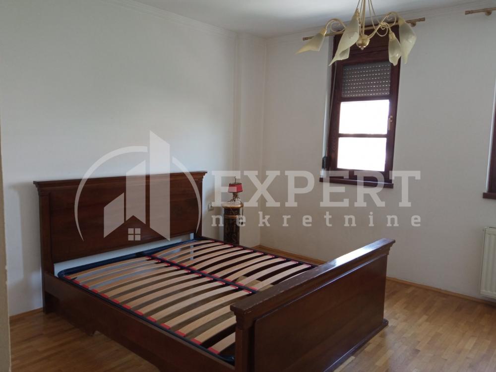 Slika 5 - Trg učitelja Tase, Dvosoban stan za izdavanje, 62m2, 300€