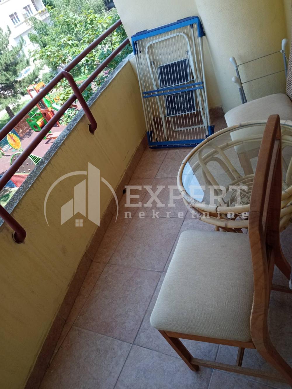 Slika 9 - Trg učitelja Tase, Dvosoban stan za izdavanje, 62m2, 300€