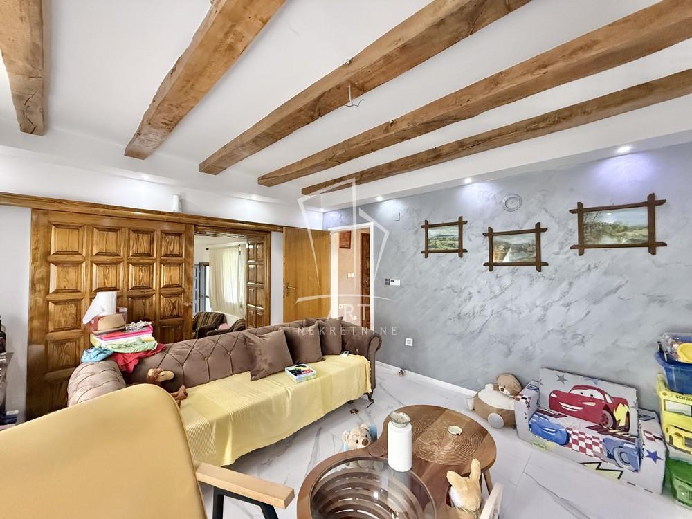 Slika 2 - Ilije Petrovića,  Kuća na prodaju, 165m2, 110.000€