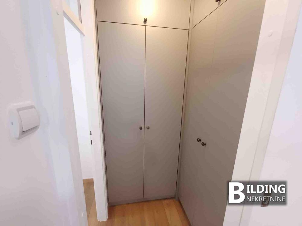 Slika 8 - Antifašističke borbe, Dvosoban stan za izdavanje, 45m2, 550€