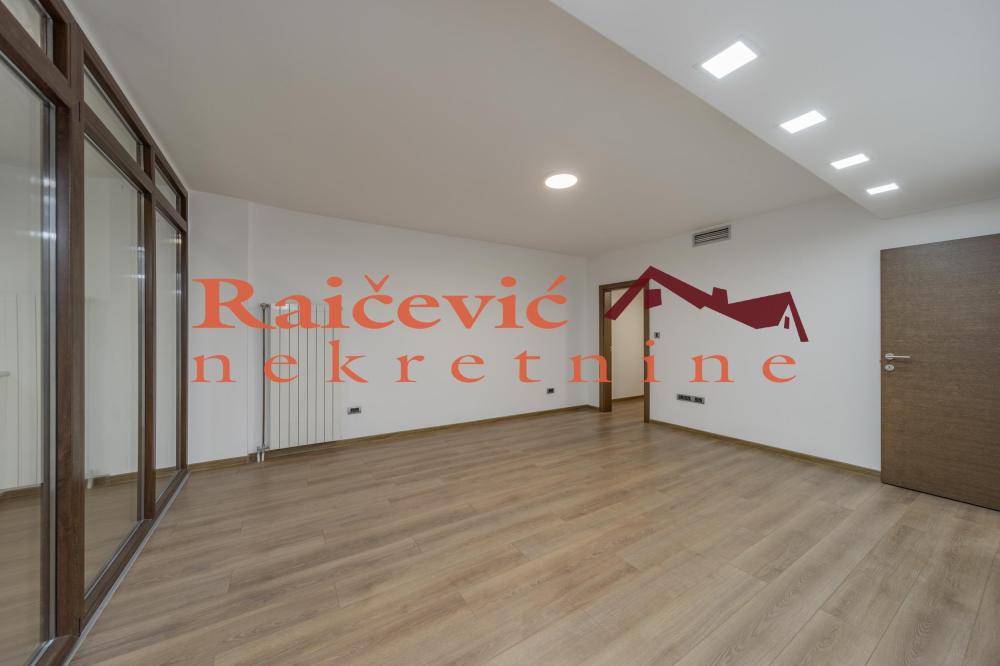 Slika 3 - Ratka Mitrovica, Dvoiposoban stan na prodaju, 70m2, 210.000€