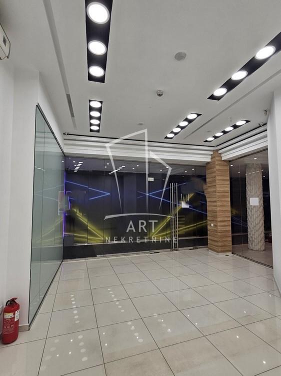 Glavna slika -Terazije,  Lokal za izdavanje, 33m2, 1.300€