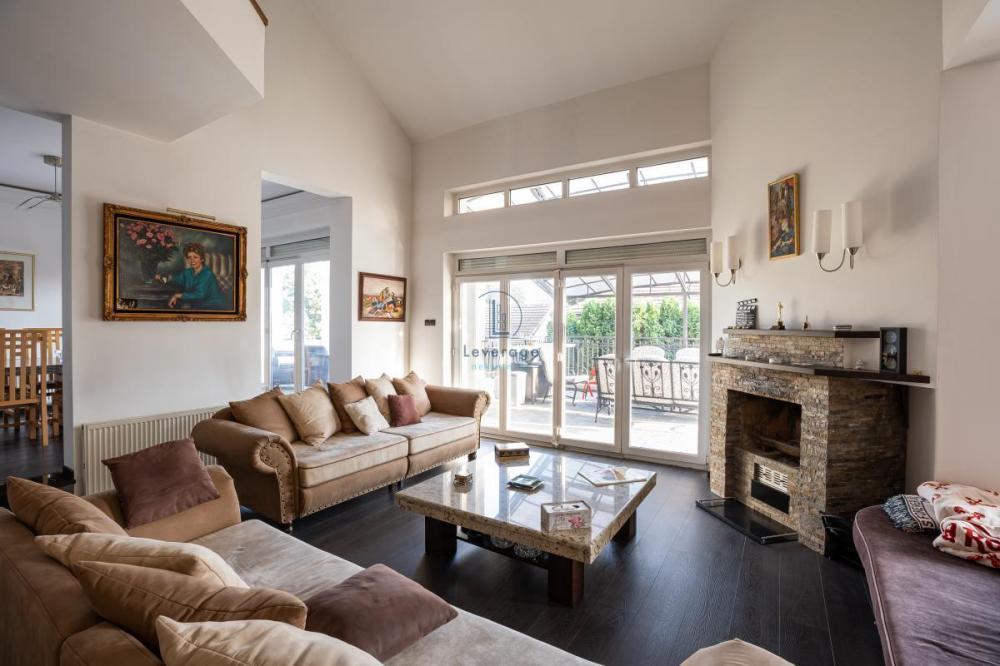 Glavna slika - Kuća na prodaju, 507m2, 990.000€