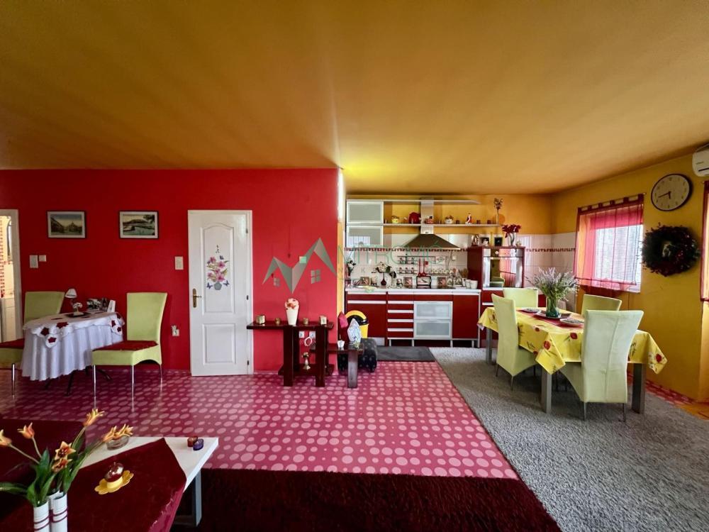 Glavna slika - Kuća na prodaju, 171m2, 185.400€