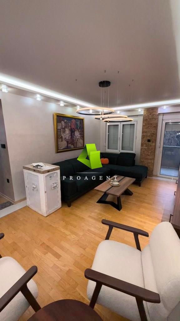 Slika 1 - Četvorosoban stan na prodaju, 156m2, 370.800€