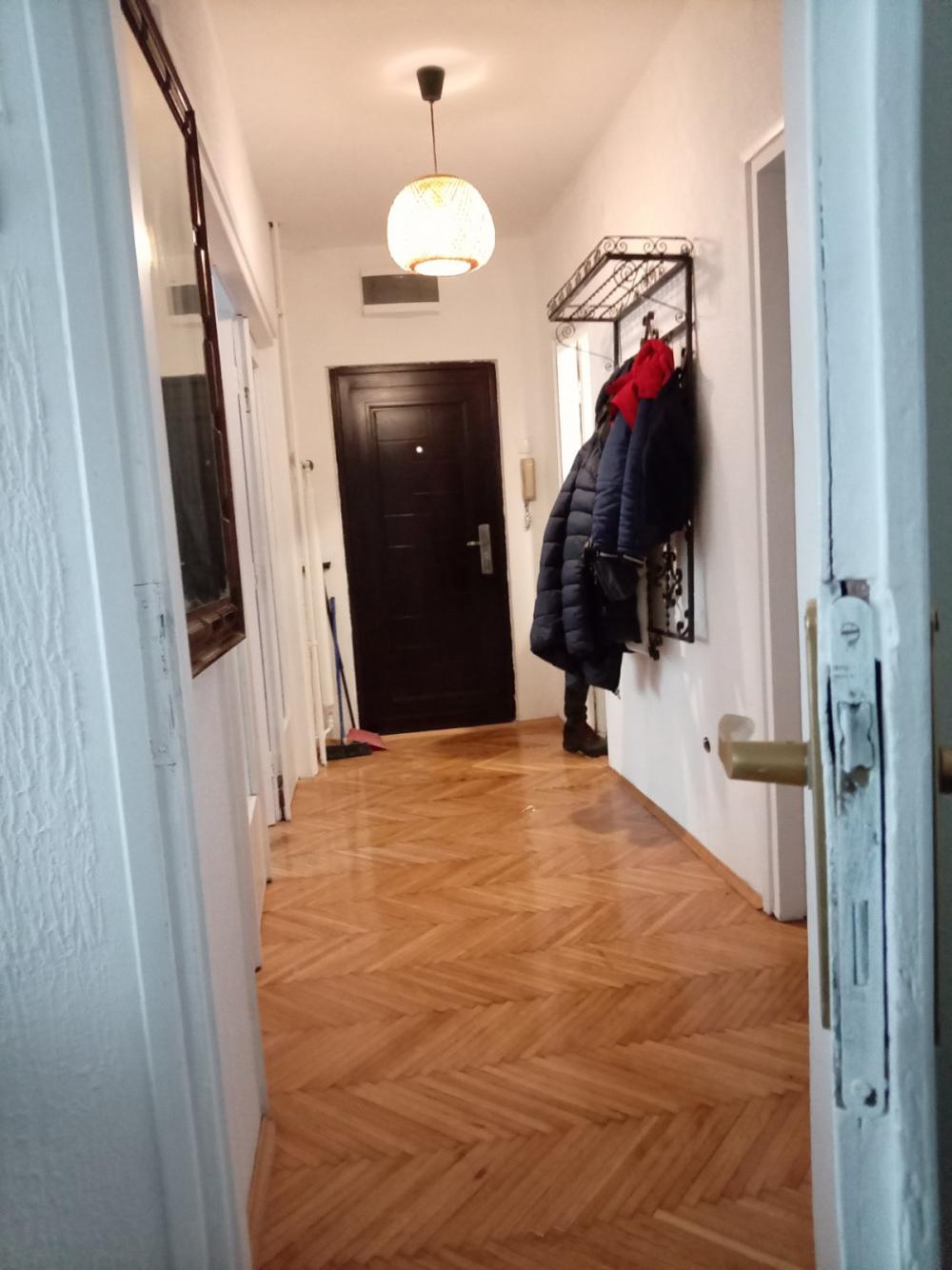 Slika 6 - Cara Uroša, Dvosoban stan za izdavanje, 52m2, 1.000€