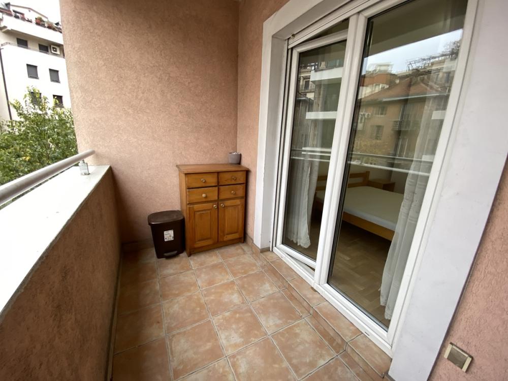 Slika 10 - Juzni bulevar, Dvoiposoban stan za izdavanje, 60m2, 700€