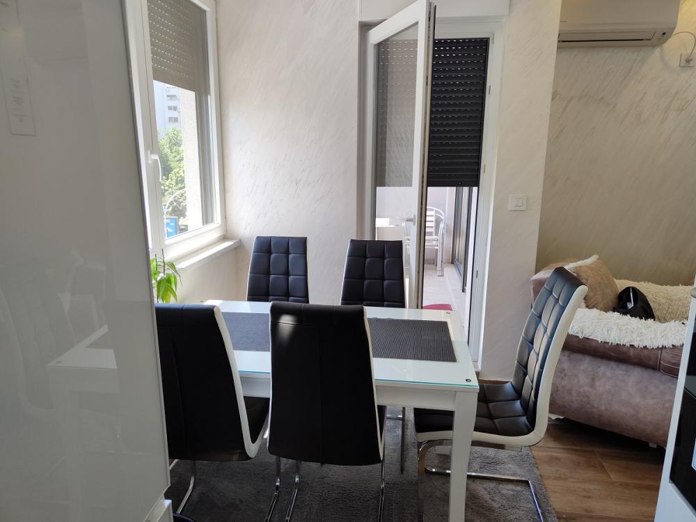 Slika 3 - Juzni bulevar, Dvosoban stan za izdavanje, 50m2, 750€