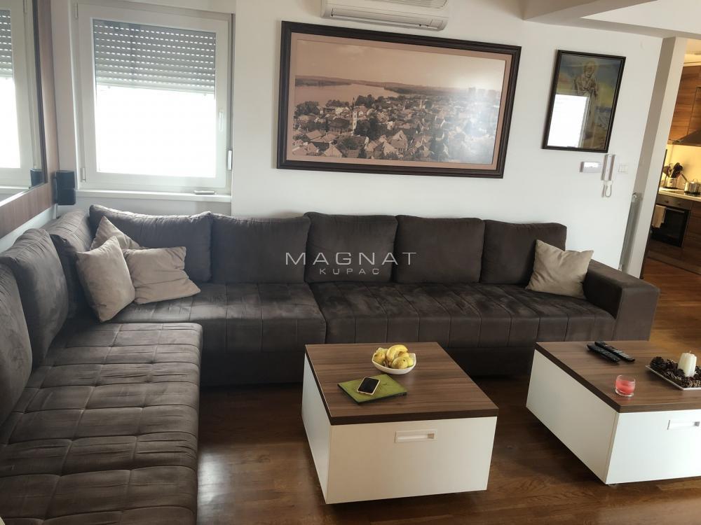 Glavna slika -Banatska, Petosoban stan na prodaju, 106m2, 310.000€