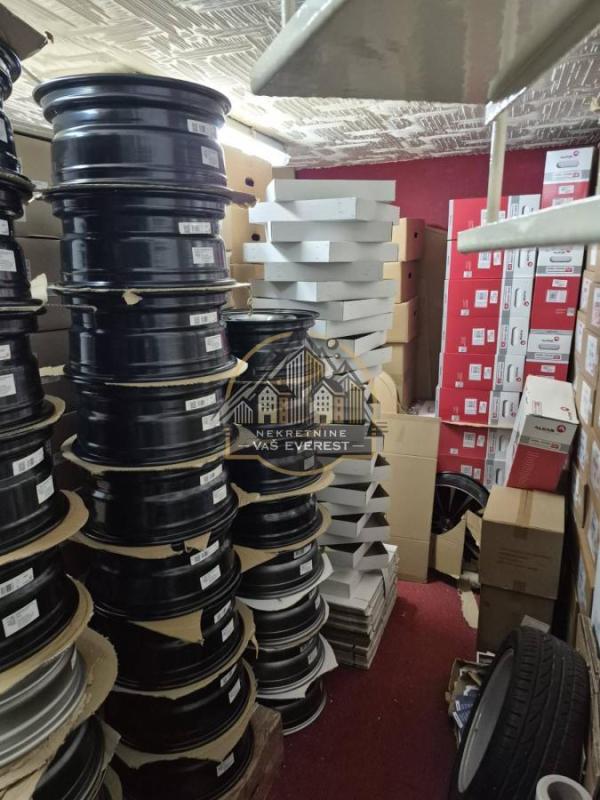 Slika 3 - Bulevar Mihajla Pupina,  Lokal na prodaju, 40m2, 130.000€