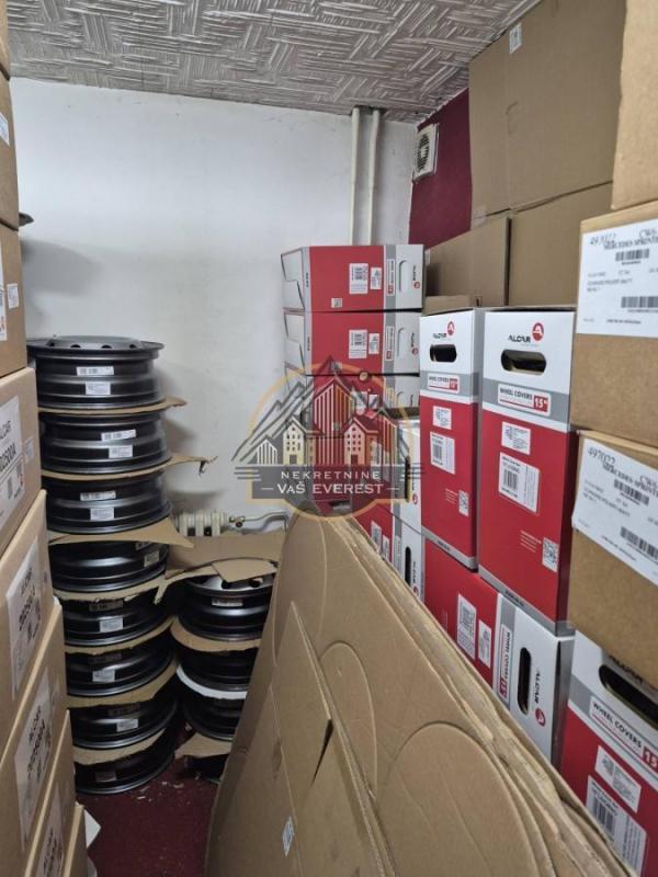 Slika 8 - Bulevar Mihajla Pupina,  Lokal na prodaju, 40m2, 130.000€