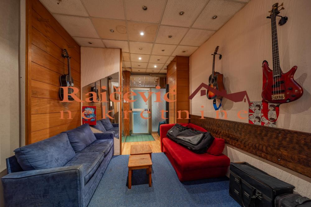 Slika 1 - Obilicev venac,  Lokal na prodaju, 45m2, 108.000€