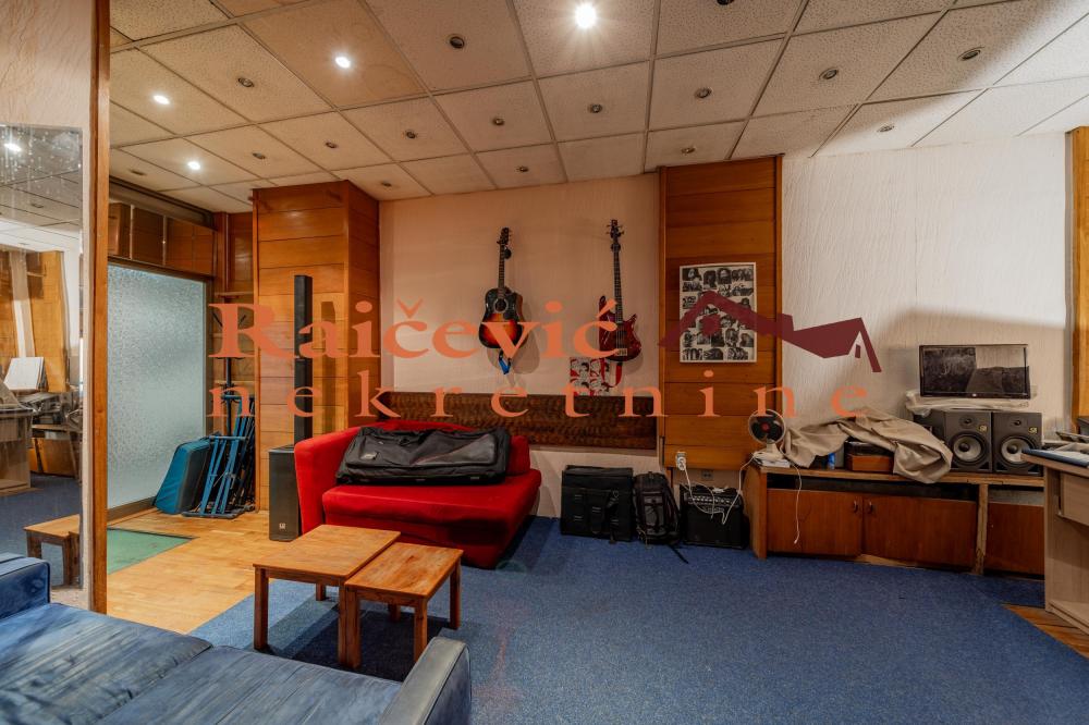 Slika 2 - Obilicev venac,  Lokal na prodaju, 45m2, 108.000€