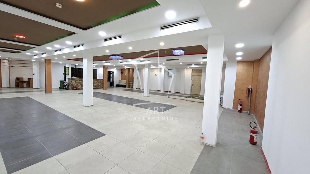 Slika 6 - Surčinska,  Lokal za izdavanje, 400m2, 4.000€