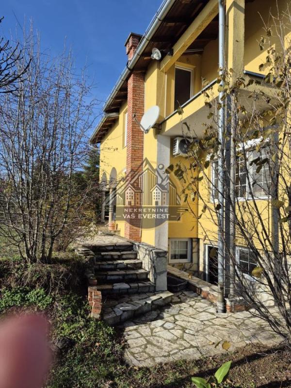 Slika 1 -  Kuća na prodaju, 230m2, 285.000€