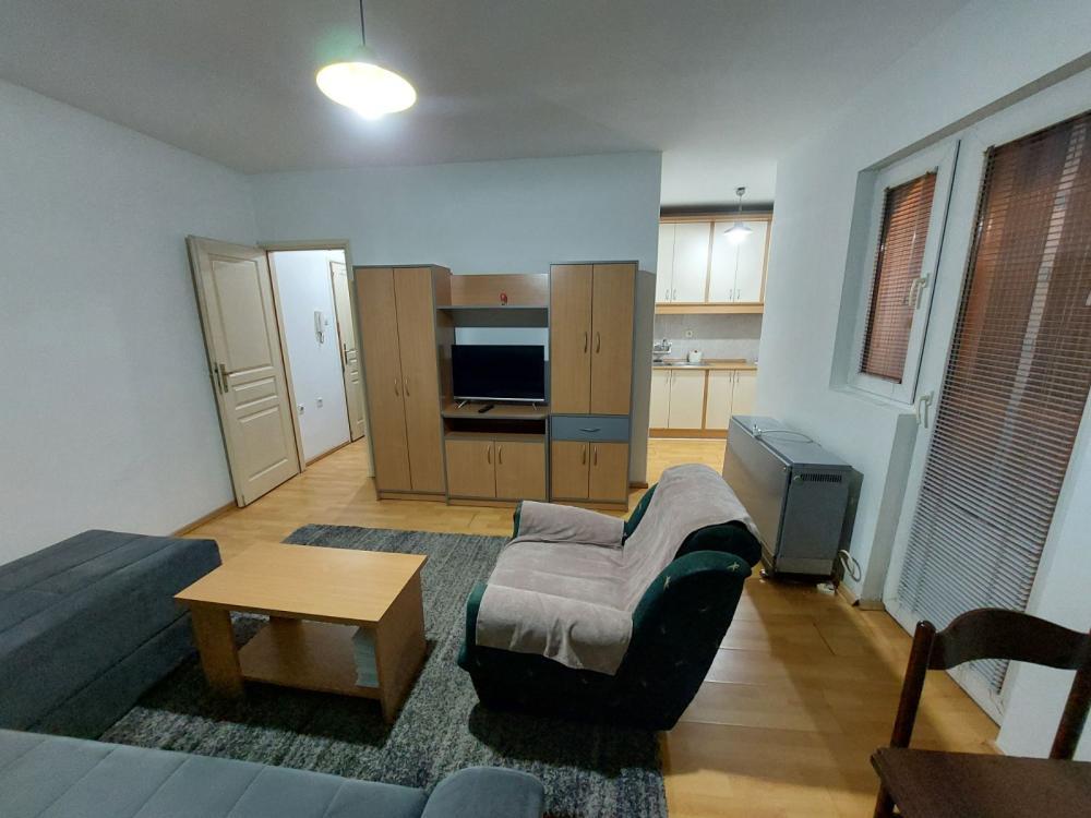 Glavna slika -Jednosoban stan za izdavanje, 28m2, 250€