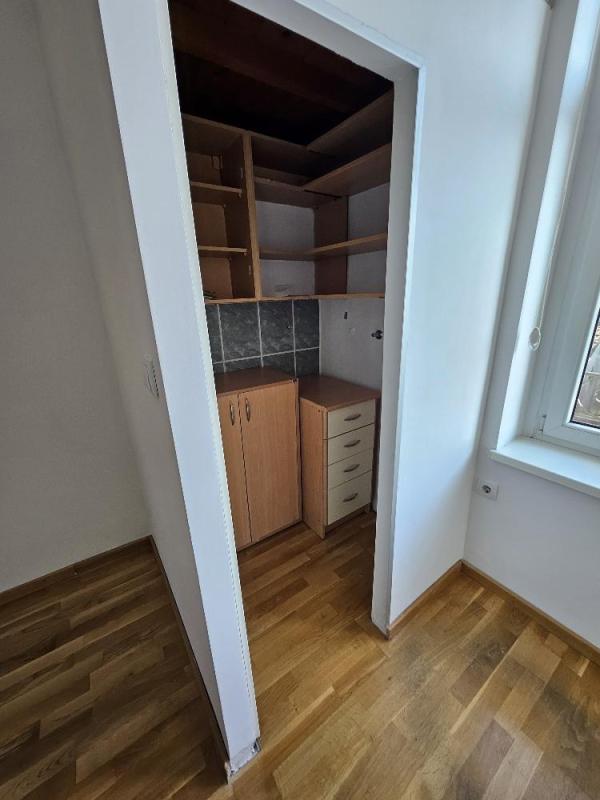 Slika 6 - Herceg Stjepana,  Lokal za izdavanje, 20m2, 300€