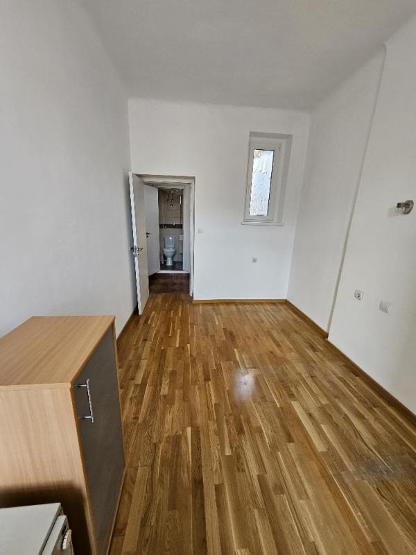 Slika 3 - Herceg Stjepana,  Lokal za izdavanje, 20m2, 300€