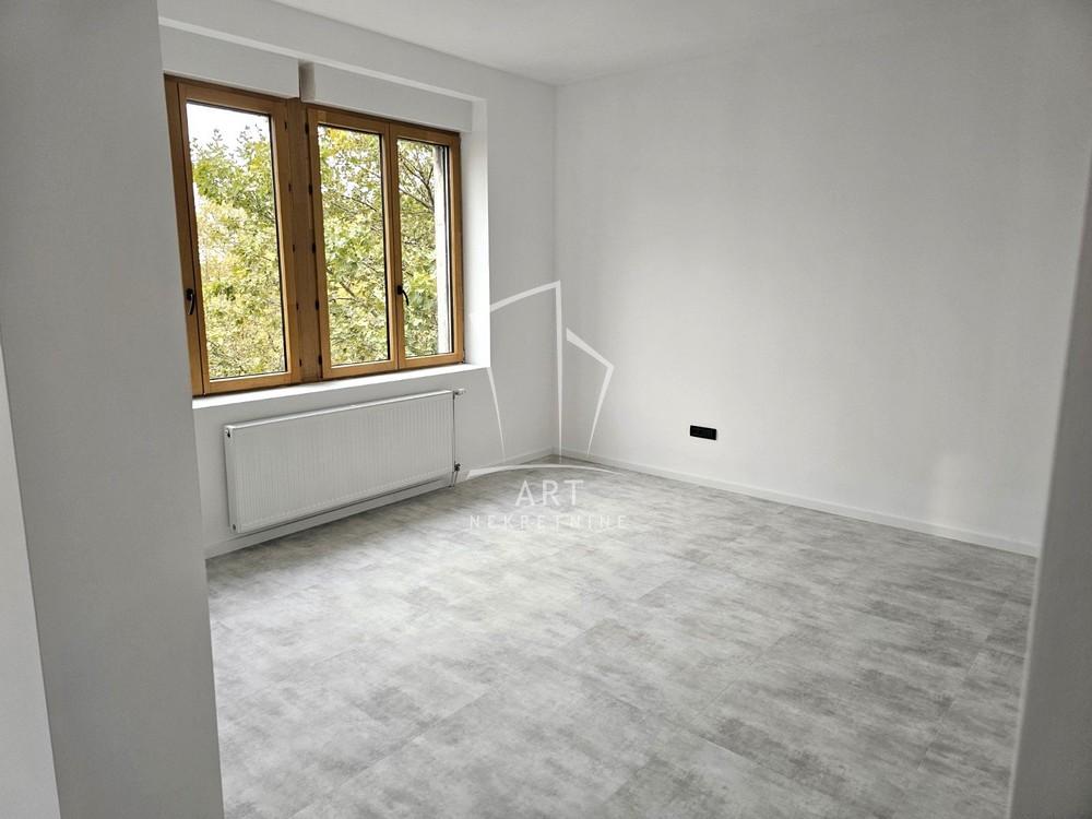 Slika 1 - Bulevar Kralja Aleksandra,  Lokal za izdavanje, 103m2, 1.500€