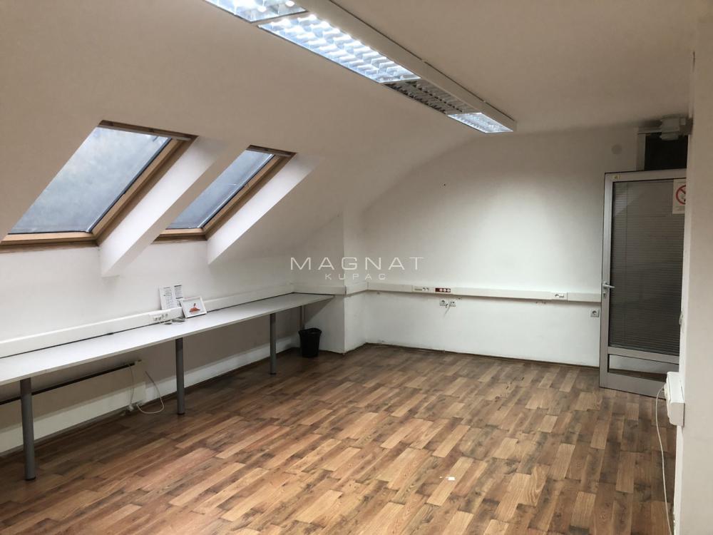 Slika 6 - Japanska,  Lokal za izdavanje, 230m2, 2.300€