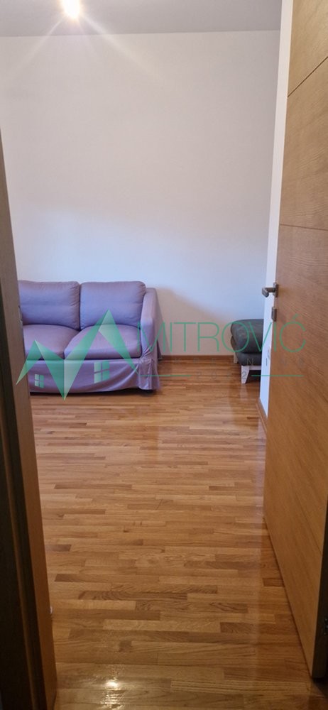 Slika 8 - Trosoban stan za izdavanje, 74m2, 1.000€