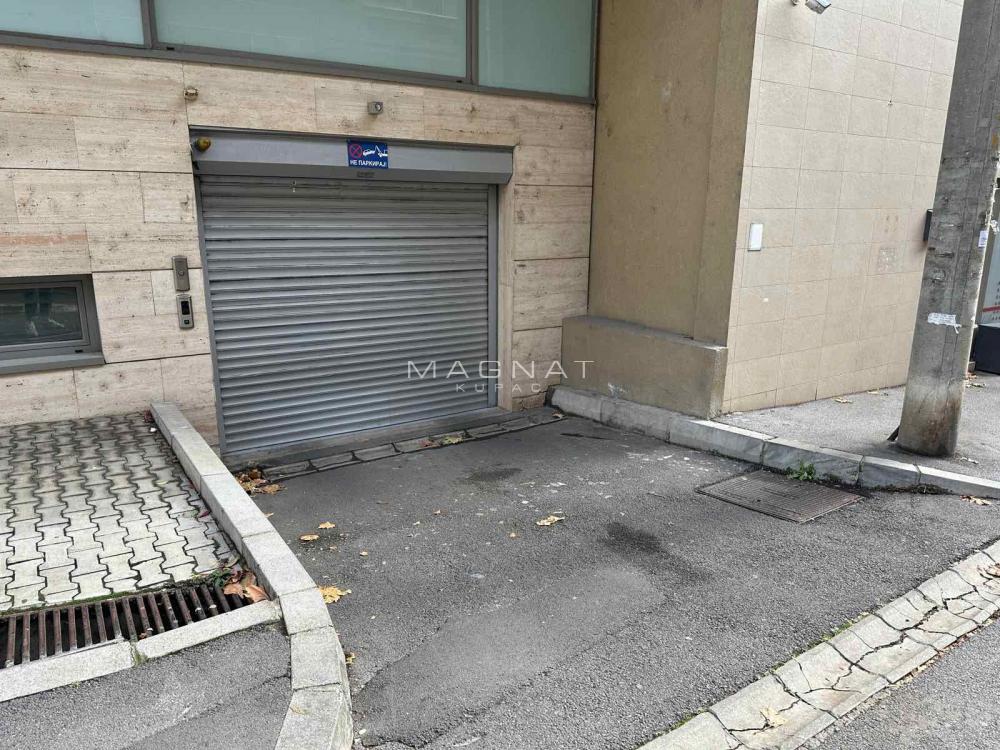 Slika 9 - Stojana Protića, Trosoban stan na prodaju, 95m2, 260.000€