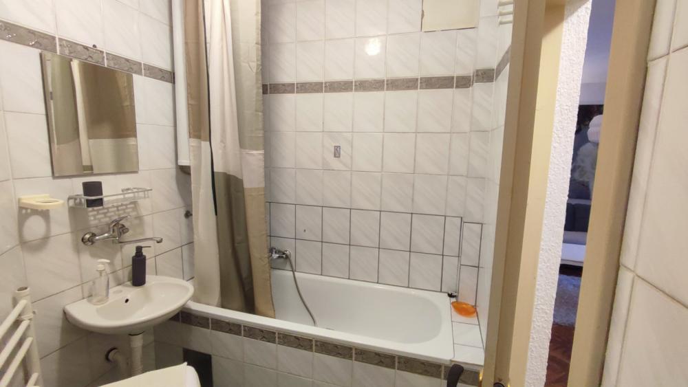 Slika 0 - Valentina Vodnika 10, Jednoiposoban stan za izdavanje, 35m2, 350€