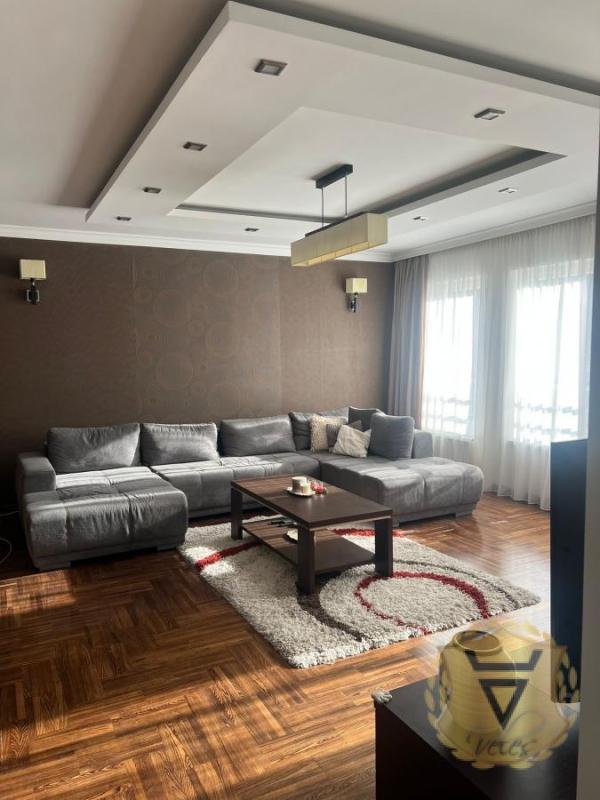 Slika 1 - Trosoban stan za izdavanje, 120m2, 1.400€