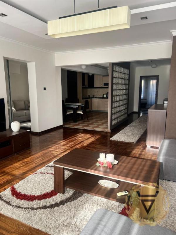 Slika 2 - Trosoban stan za izdavanje, 120m2, 1.400€