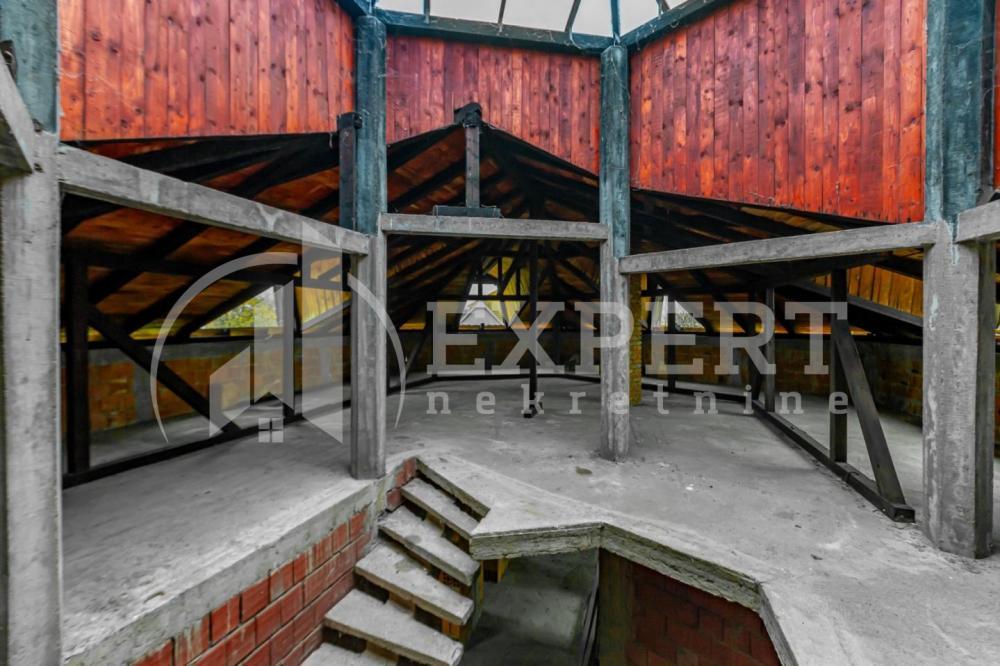 Glavna slika -Rujnička 5. prilaz,  Lokal na prodaju, 1200m2, 430.000€