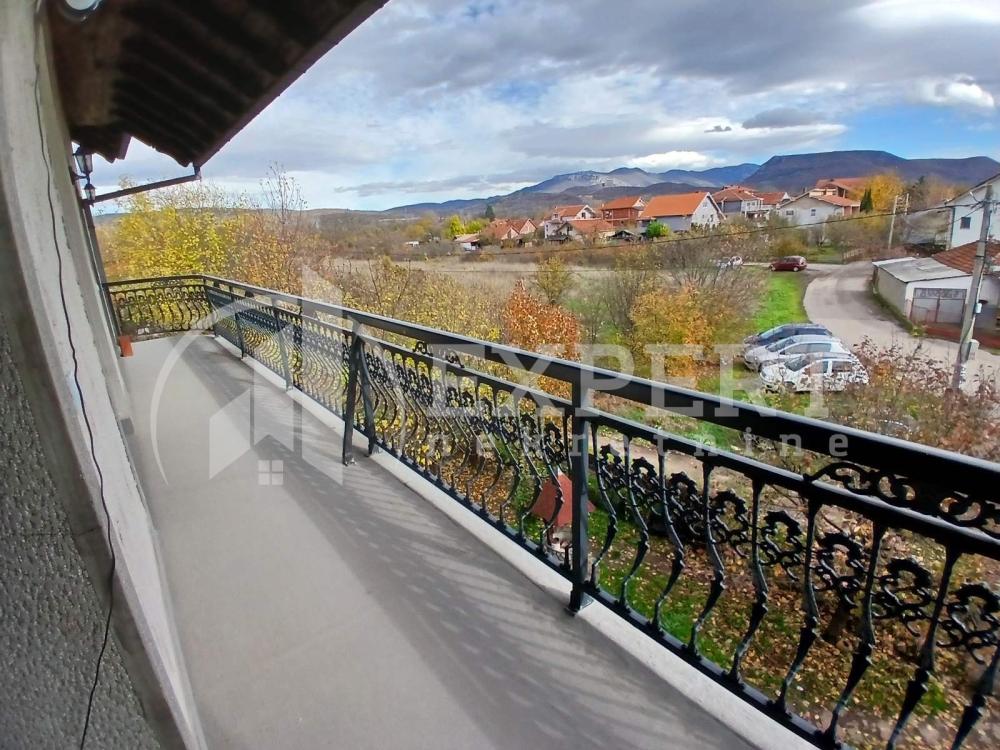 Slika 11 - Bulevar svetog cara,  Lokal za izdavanje, 152m2, 500€