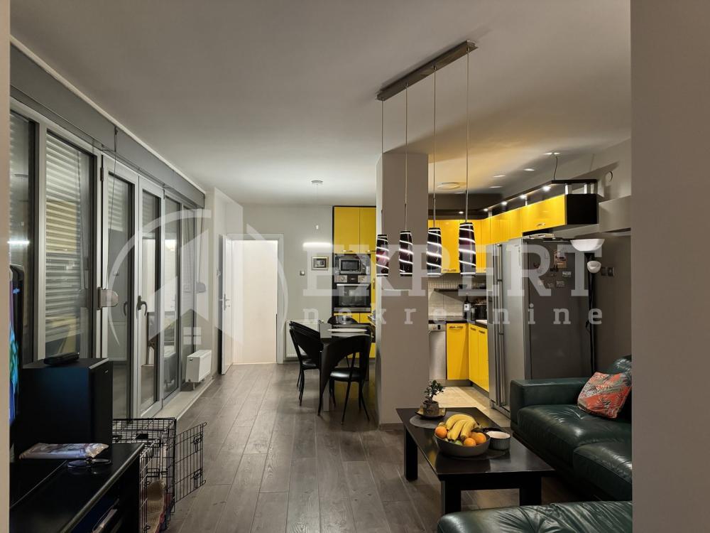 Slika 4 - Romanijska, Četvorosoban stan na prodaju, 150m2, 255.000€