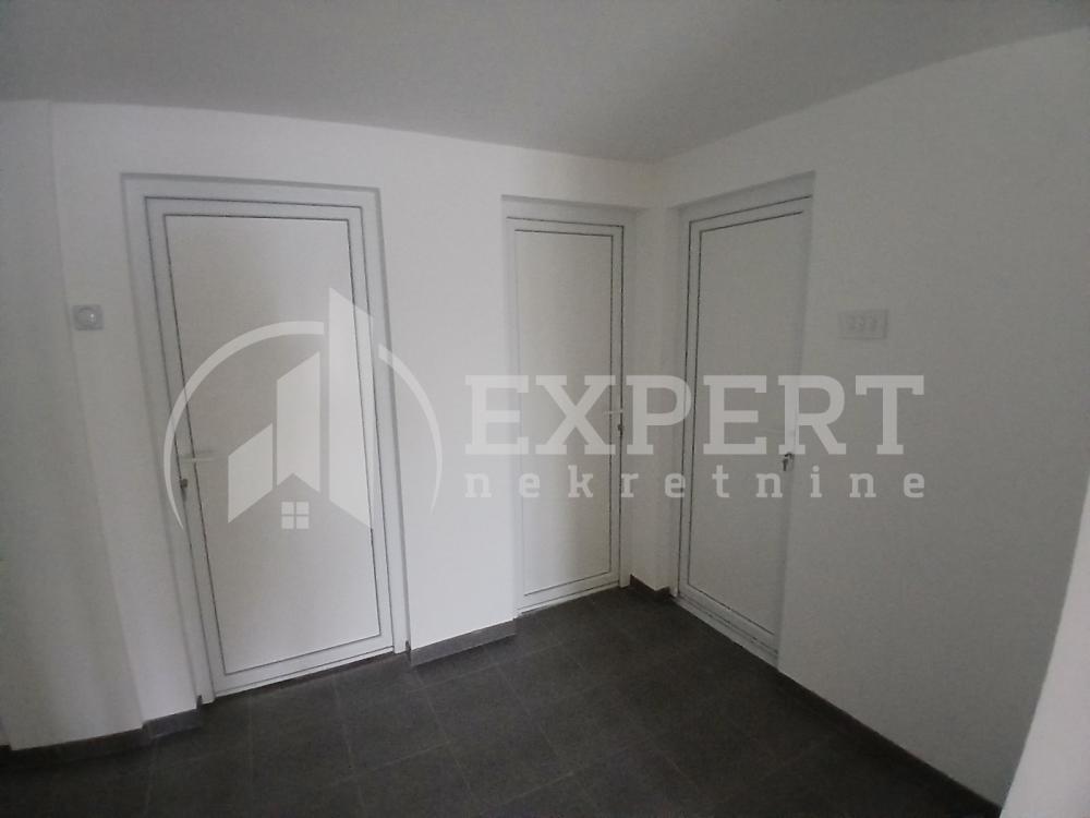 Slika 10 - Đerdapska, Četvorosoban stan na prodaju, 93m2, 125.000€