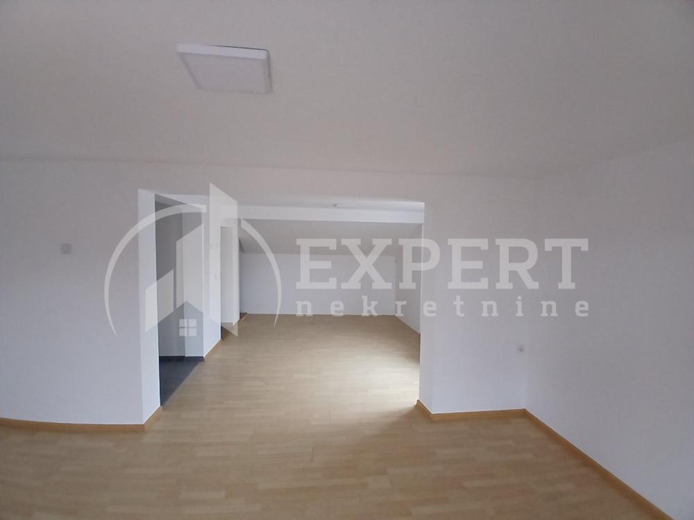 Slika 1 - Đerdapska, Četvorosoban stan na prodaju, 93m2, 125.000€