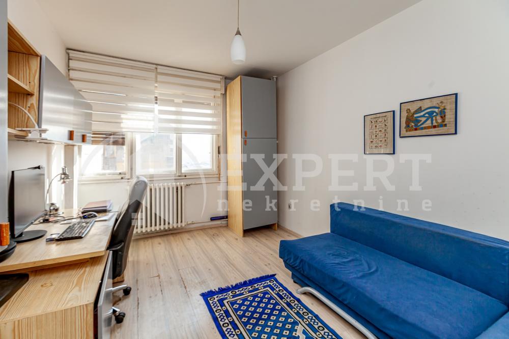 Slika 6 - Bulevar dr Zorana, Trosoban stan na prodaju, 69m2, 128.750€