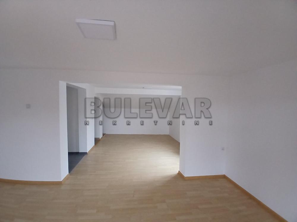 Slika 1 - Đerdapska, Četvorosoban stan na prodaju, 93m2, 125.000€