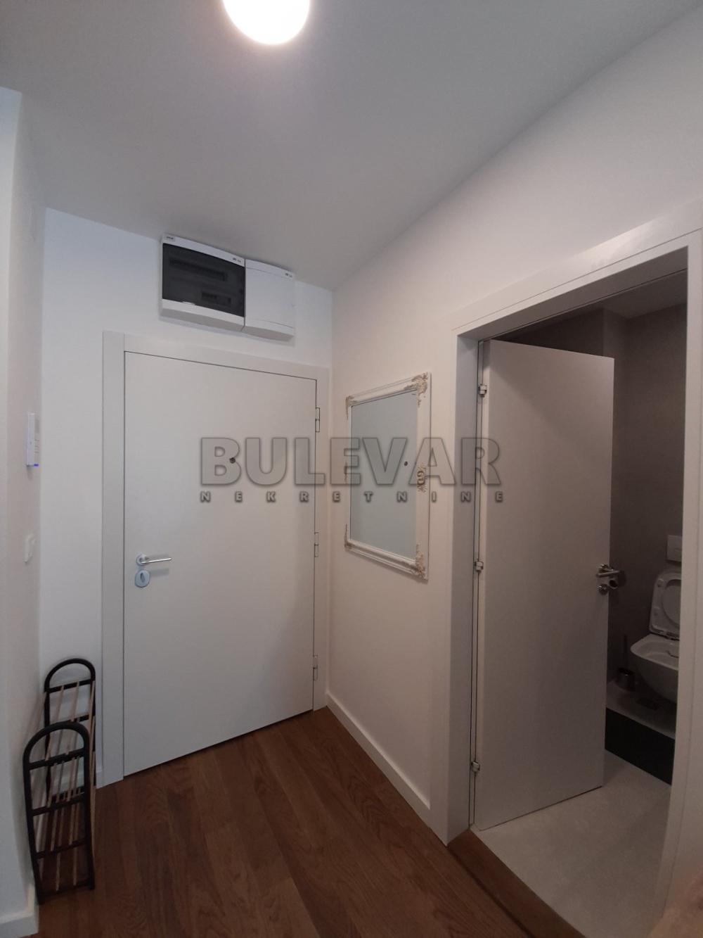 Slika 10 - Blagoja Parovića,  Stan za izdavanje, 34m2, 400€