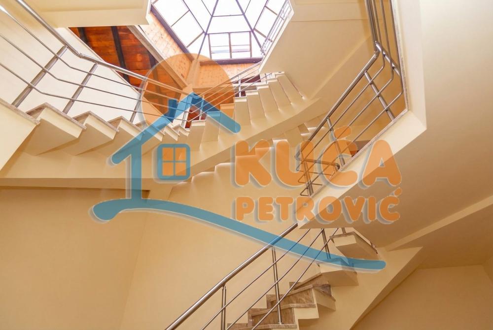 Slika 5 - Rujnička 5. prilaz,  Lokal na prodaju, 1200m2, 430.000€