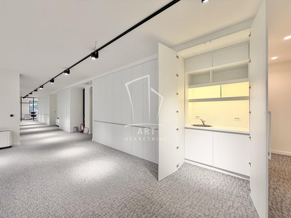 Slika 11 - Sime Lozanića,  Lokal za izdavanje, 268m2, 5.420€