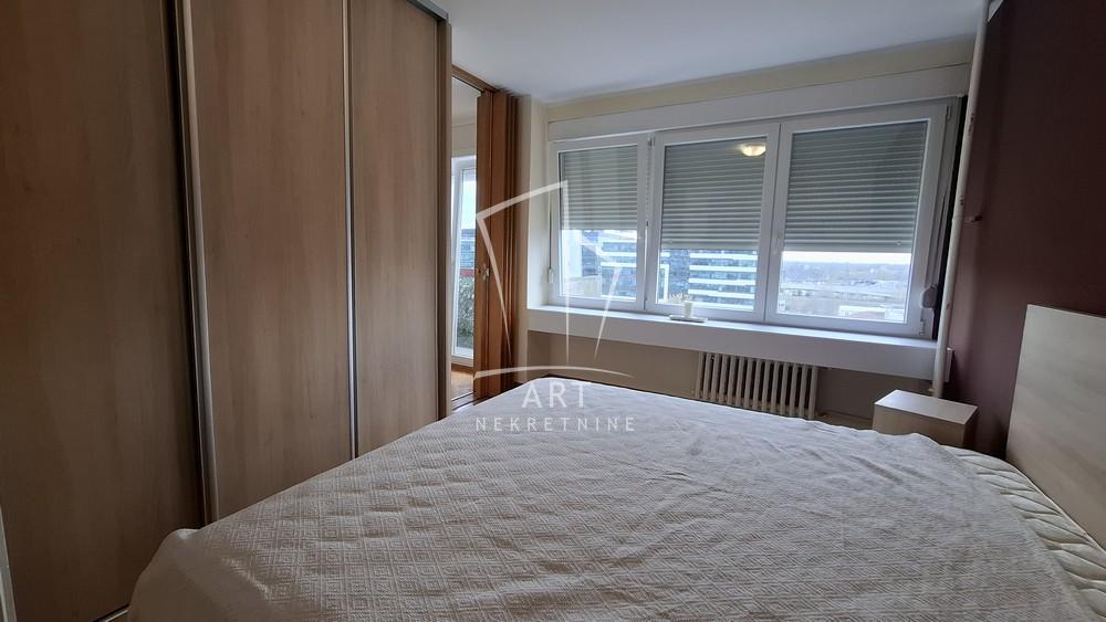 Slika 11 - Bulevar Milutina Milankovića, Trosoban stan za izdavanje, 70m2, 1.000€