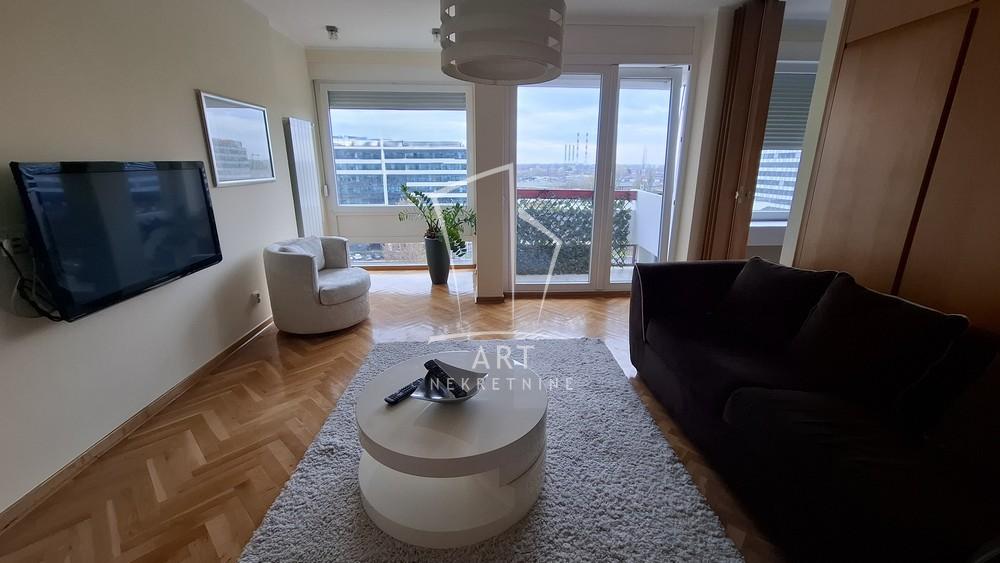 Slika 3 - Bulevar Milutina Milankovića, Trosoban stan za izdavanje, 70m2, 1.000€