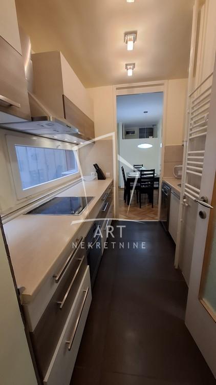 Slika 5 - Bulevar Milutina Milankovića, Trosoban stan za izdavanje, 70m2, 1.000€