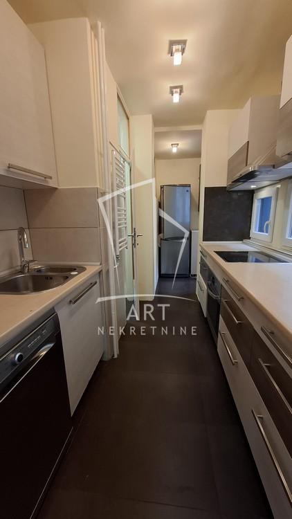 Slika 7 - Bulevar Milutina Milankovića, Trosoban stan za izdavanje, 70m2, 1.000€